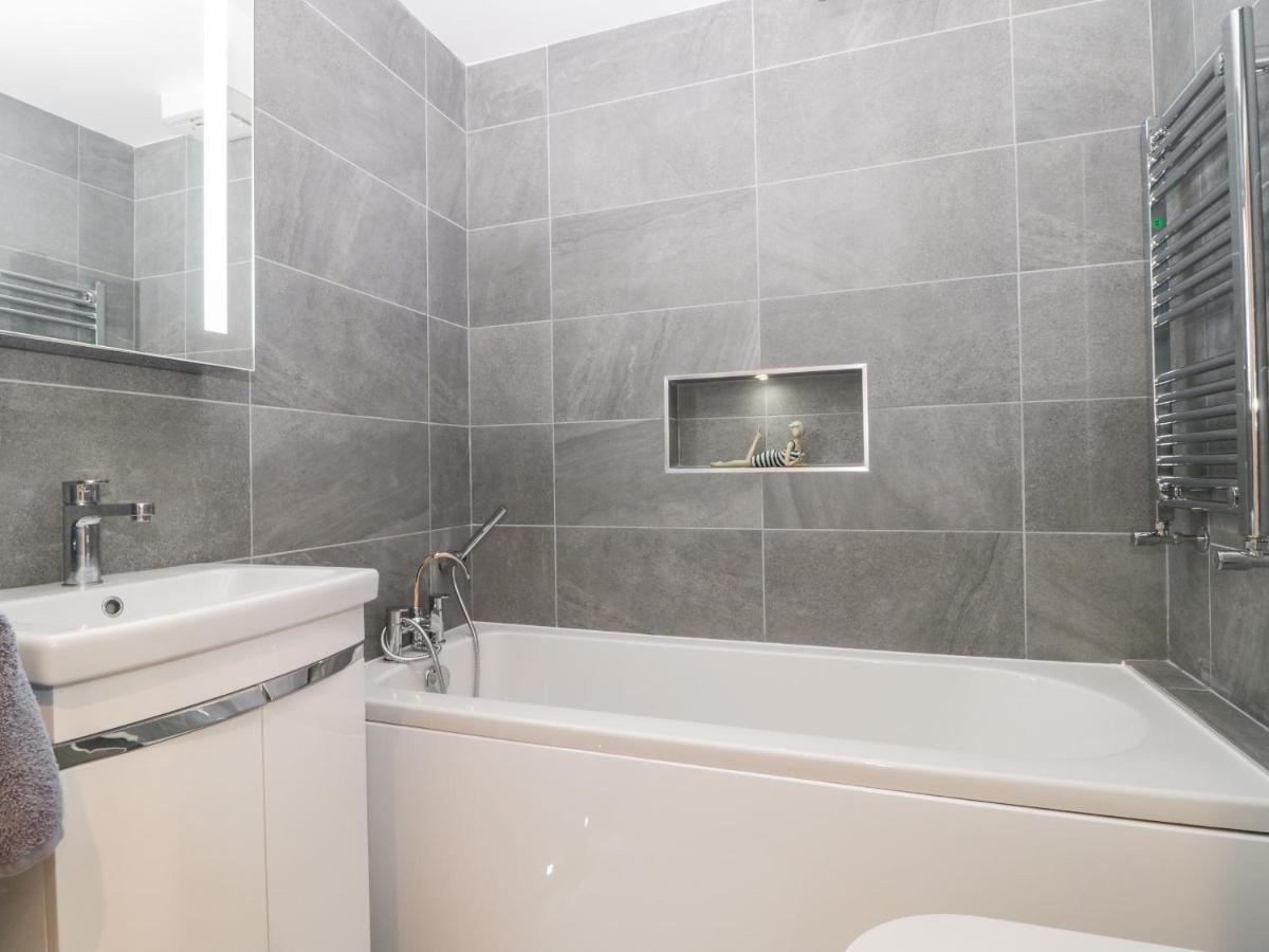 Flat 2, 38 Preston Road Lejlighed Weymouth Eksteriør billede